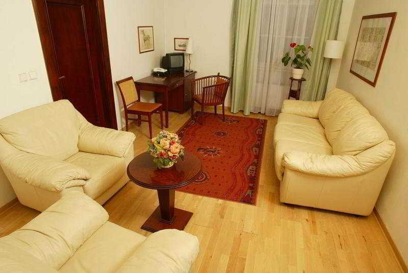Cerna Liska Hotel Prága Kültér fotó