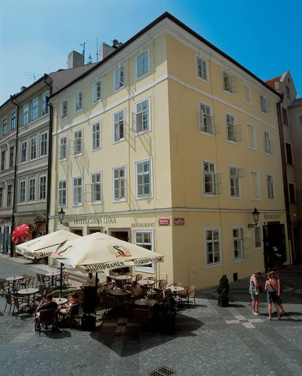 Cerna Liska Hotel Prága Kültér fotó